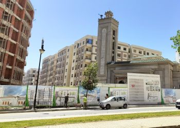 الضرائب تفرض رسم تسجيل إضافي بـ2% على معاملات العقارات لمحاربة “النوار”