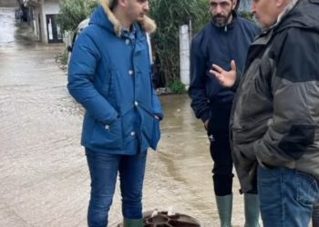 محمد بولعيش يخطف الأنظار في جولة بأزقة جماعة اكزناية 