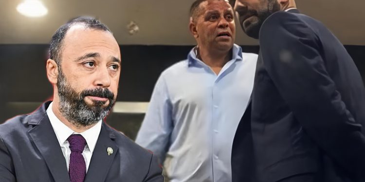 قرار طارق السكتيوي يبقي وليد الركراكي على رأس المنتخب المغربي