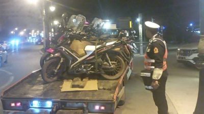 قبيل اليوم الوطني للسلامة الطرقية.. أرقام رسمية مقلقة لضحايا الدراجات النارية بالمغرب