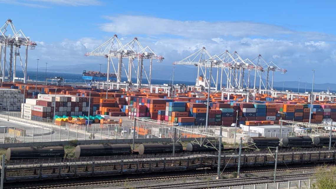 التوسعة الأخيرة لمحطة TC4 ترفع حجم الحاويات المعالجة بطنجة المتوسط إلى أكثر من 11 مليون حاوية سنة 2025