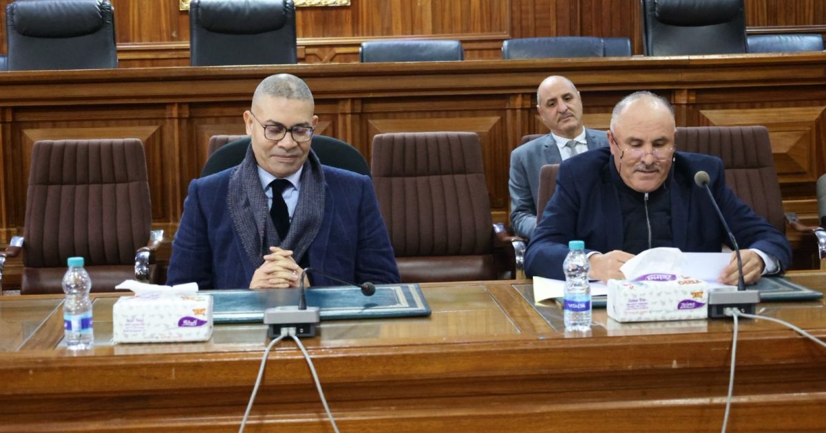 عامل إقليم شفشاون زكرياء حشلاف يحضر أشغال الدورة