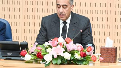 الملك يمنح موظفي المديرية العامة لمراقبة التراب الوطني أوسمة ملكية