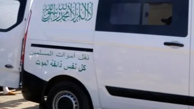 الحكومة تتراجع عن منع العبارات الدينية بسيارات نقل الأموات 
