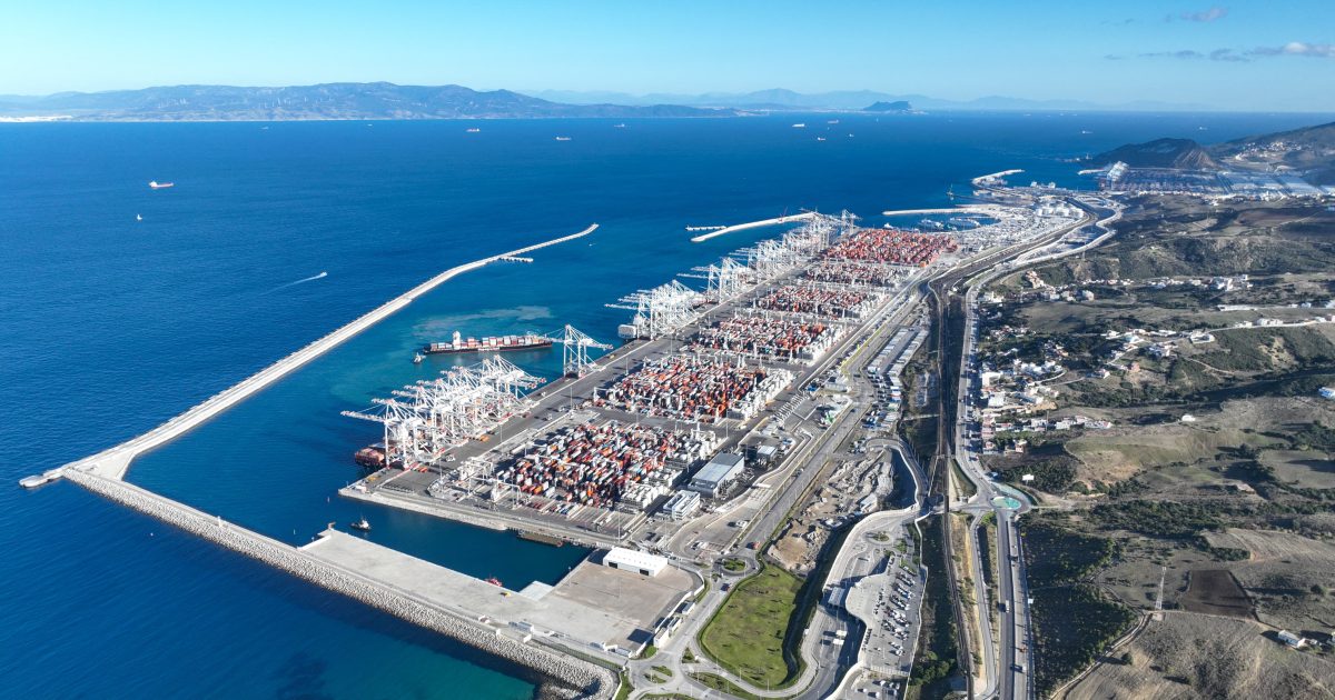 التوسعة الأخيرة لمحطة TC4 ترفع حجم الحاويات المعالجة بطنجة المتوسط إلى أكثر من 11 مليون حاوية سنة 2025