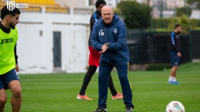 بلاغ رسمي من فريق إتحاد طنجة بشأن المدرب الإسباني
