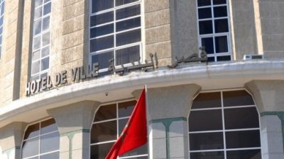 من يحكم الجماعات الترابية فعلاً؟ بين صلاحيات رئيس المجلس وهيمنة سلطة الوصاية