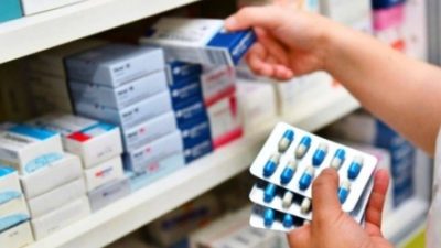 مجلس الحكومة يقر تعديلات على مدونة الأدوية ويصادق على مرسوم يهم طلبة الطب
