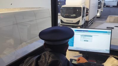 إحباط تهريب 181 كلغ من الشيرا بميناء طنجة المتوسط 