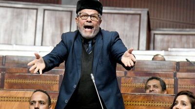 القصر الكبير.. صفقة وجبات بـ10 ملايين سنتيم تثير تساؤلات حول تدبير المال العام