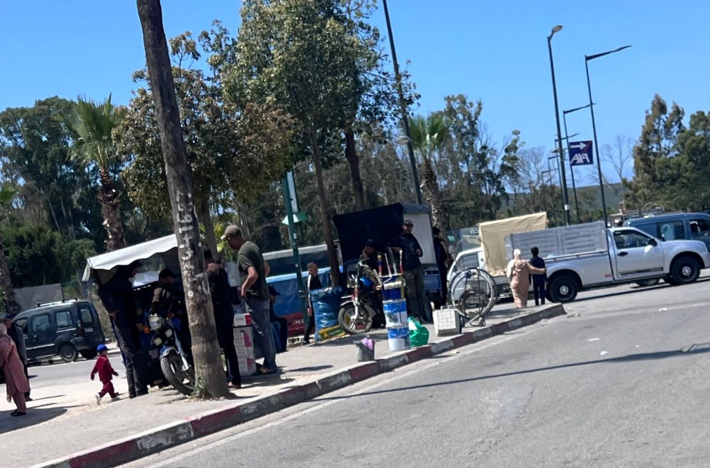 الحياة الحضرية في جماعة اكزناية تعرف تراجعات سوات إلى الوراء حيث كانت مظاهر البداوة والفوضى
