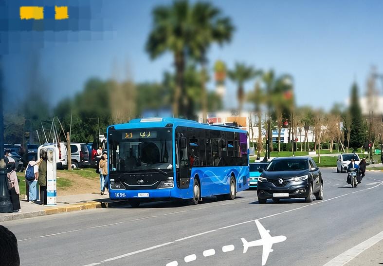 طنجة.. أزمة أجور تربك تشغيل حافلات “إيصال المدينة” وتهدد بخصاص في السائقين