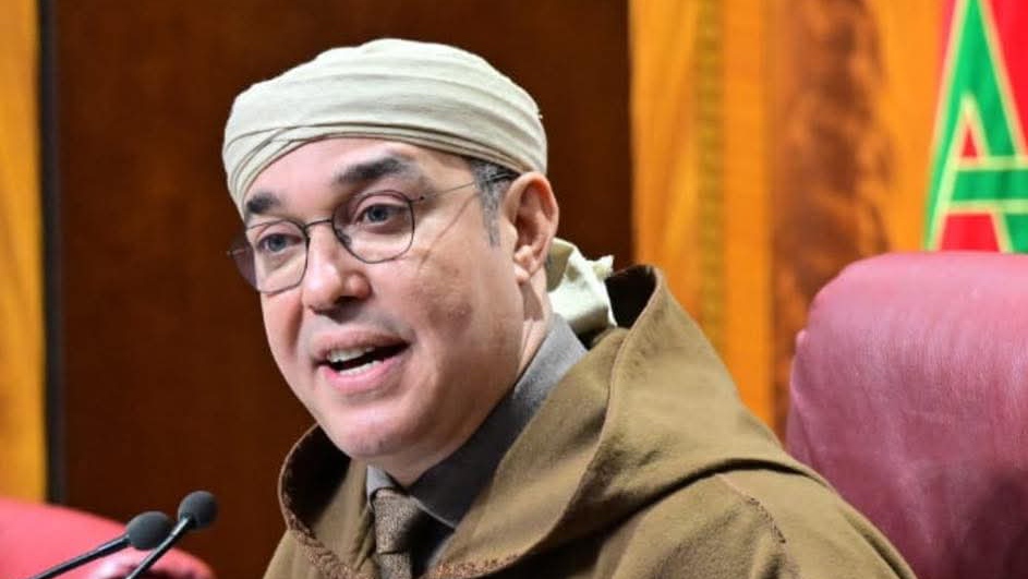 أوزين يسائل وزير التواصل حول "تغول صحافة الابتذال" والإساءة لرموز وثوابت المملكة