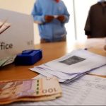 الحكومة تقر "منحة استثنائية" للأسر التي تفقد الدعم الاجتماعي بسبب التصريح في الضمان الاجتماعي