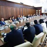 مجلس الحكومة يصادق على حزمة مشاريع قوانين ومراسيم تهم الإدارة والوظيفة الصحية والتعليم العالي