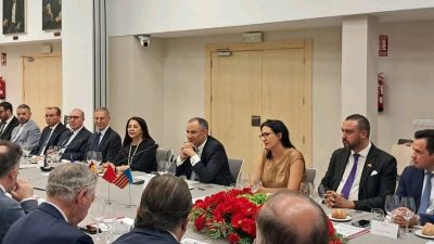 لتعزيز جاذبيتها الاستثمارية.. جهة الشمال تبحث بناء تحالفات استراتيجية مع إقليم بالنسيا الإسباني