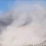 صورة تبين الغبار الكثيف الصاعد من المقالع العشوائية بتطوان