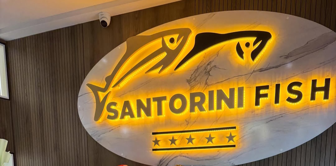 إدارة مطعم SANTORINI FISH بطنجة توضح حقيقة "الفيديو المثير للجدل" وتعتذر للرأي العام 