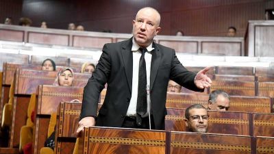 إبراهيمي: قرار أخنوش بإلغاء الساعة الإضافية محاولة للهروب إلى الأمام من ملف "الفراقشية"