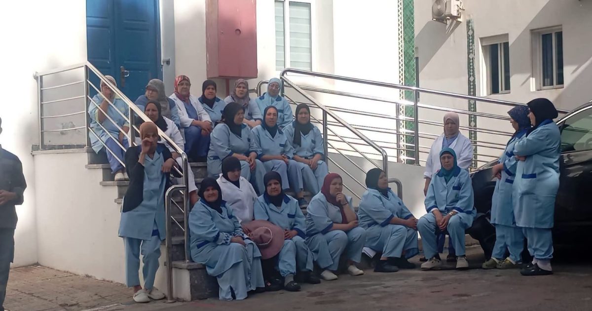 مستقبل غامض يلاحق مستخدمي الخدمات بـ"سانية الرمل"