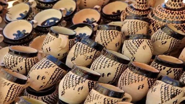 وزارة الصناعة التقليدية تمنع استعمال "القطران" في الأواني الفخارية