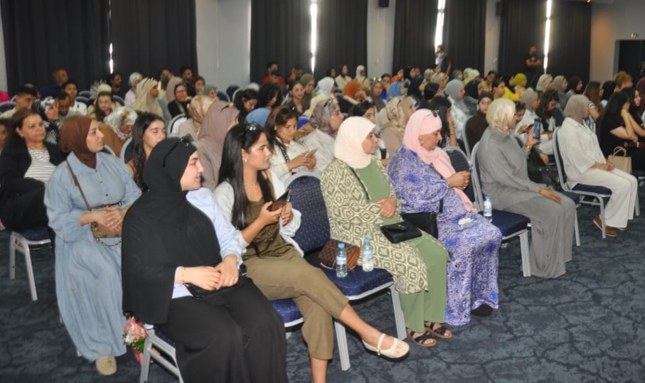اللقاء التواصلي للتقدم والاشتراكية مداخلات تفاعلية لافتة من جانب النساء