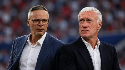 المدرب "الميكروب" يتفوق على وهبي في مباراة ربع النهائي بين فرنسا والمغرب