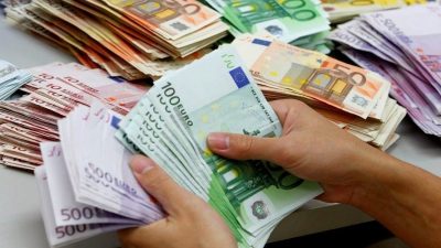 تحويلات مغاربة العالم ترتفع إلى 61,48 مليار درهم بنهاية يونيو المنصرم