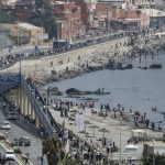 مصطفى بن عبد الغفور يقدم قراءة مغايرة لأحداث الهجرة الجماعية نحو باب سبتة